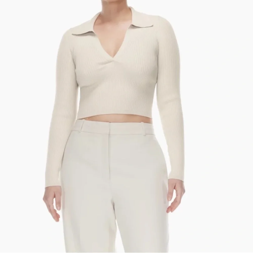 Aritzia color matte pearl Sculpt Knit Polo Longsleeve - Picture 6 of 7